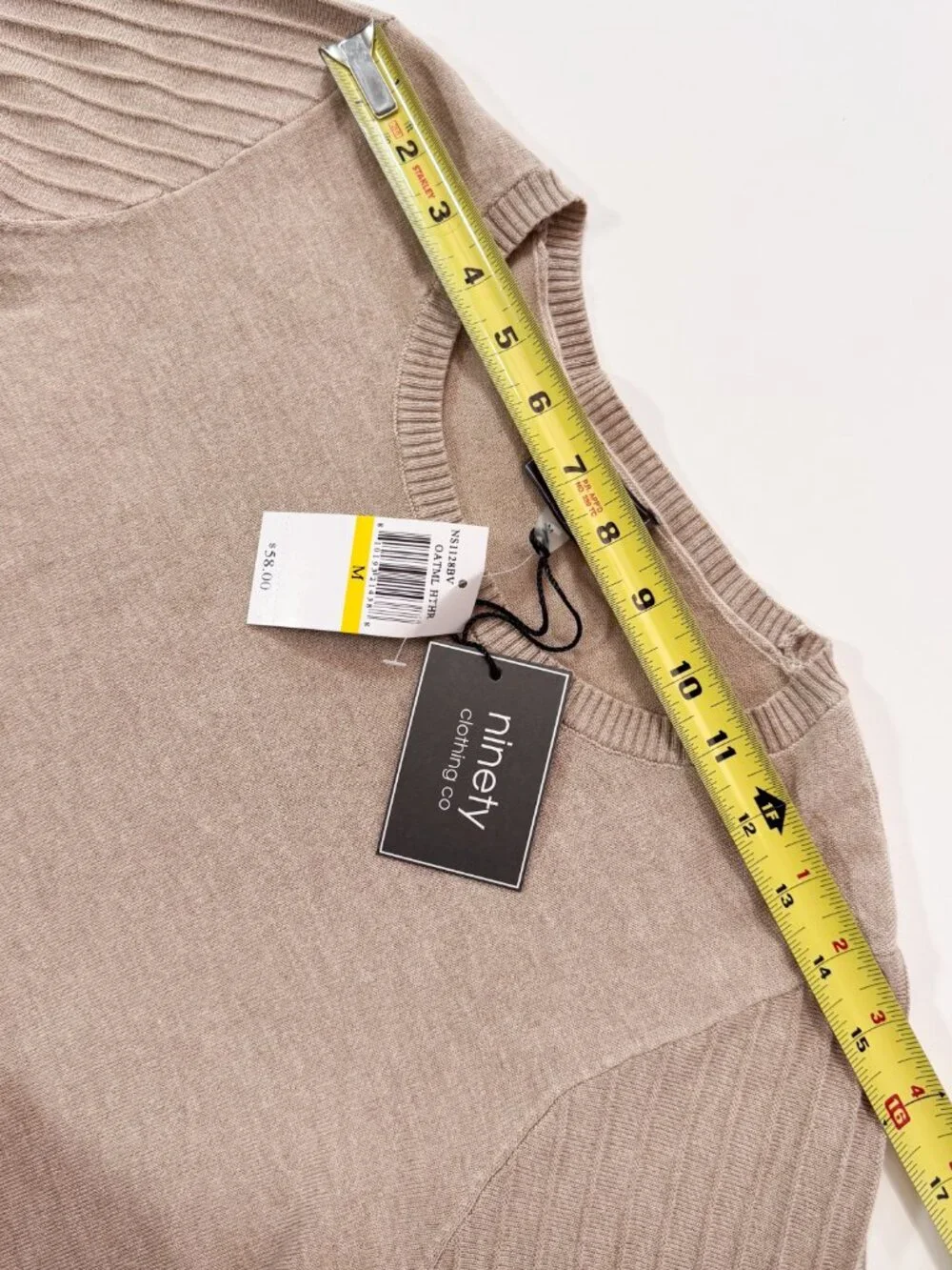 NWT Oatmeal Heather Pleated Sleeve Crew Neck Sweater Medium Soft Girl Cozy